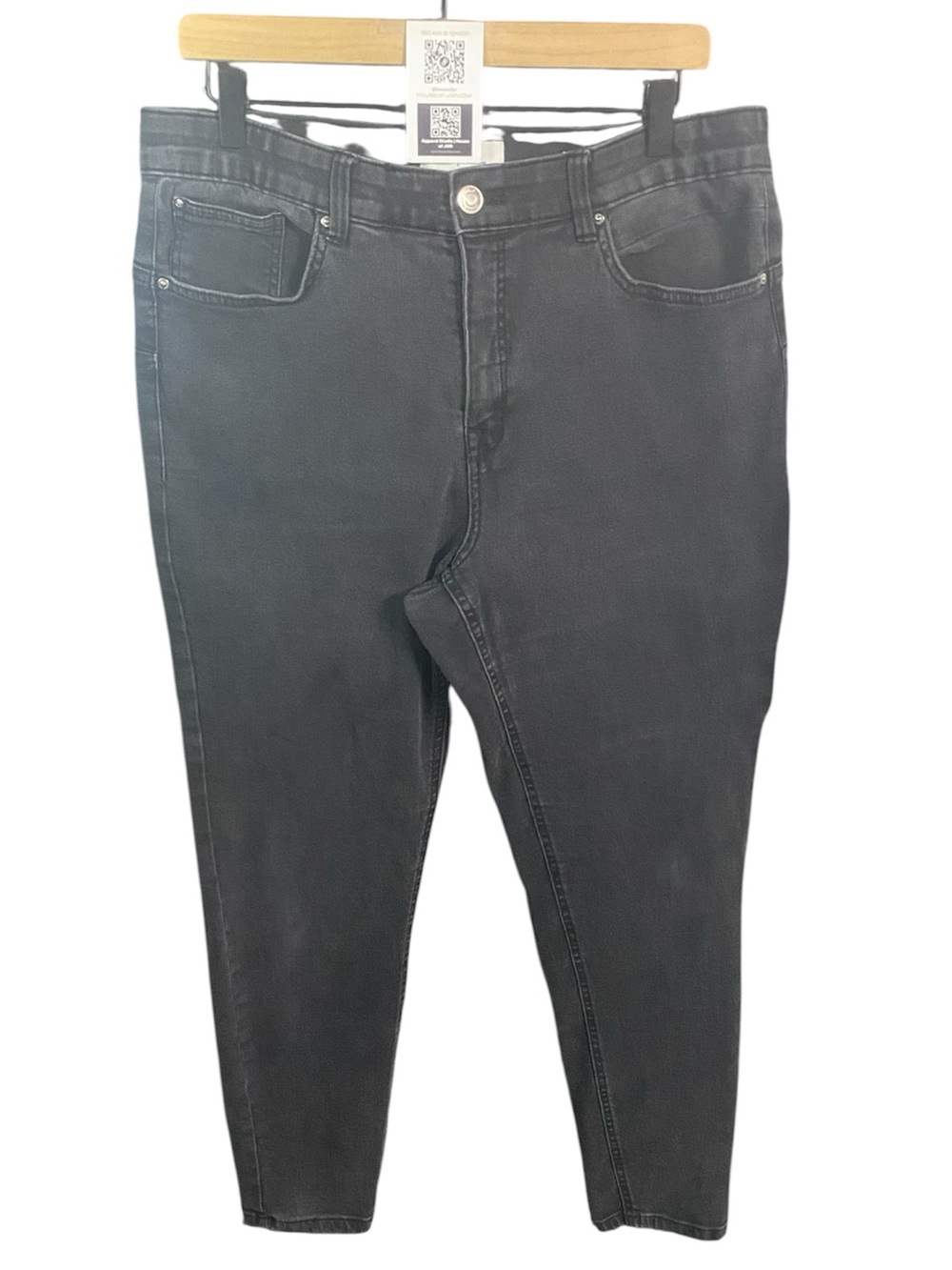 Angels Women's Skinny Jeans in Black | 16